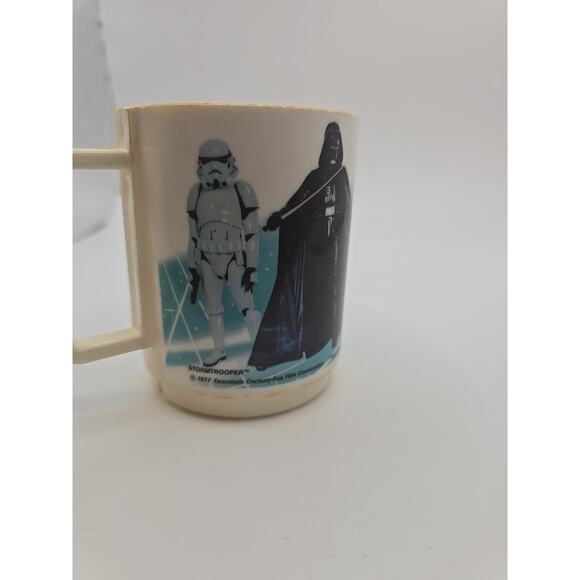 VINTAGE 1977 STAR WARS PLASTIC CUP MUG by DEKA Luke Leia R2 Darth Trooper C3PO - Picture 3 of 6